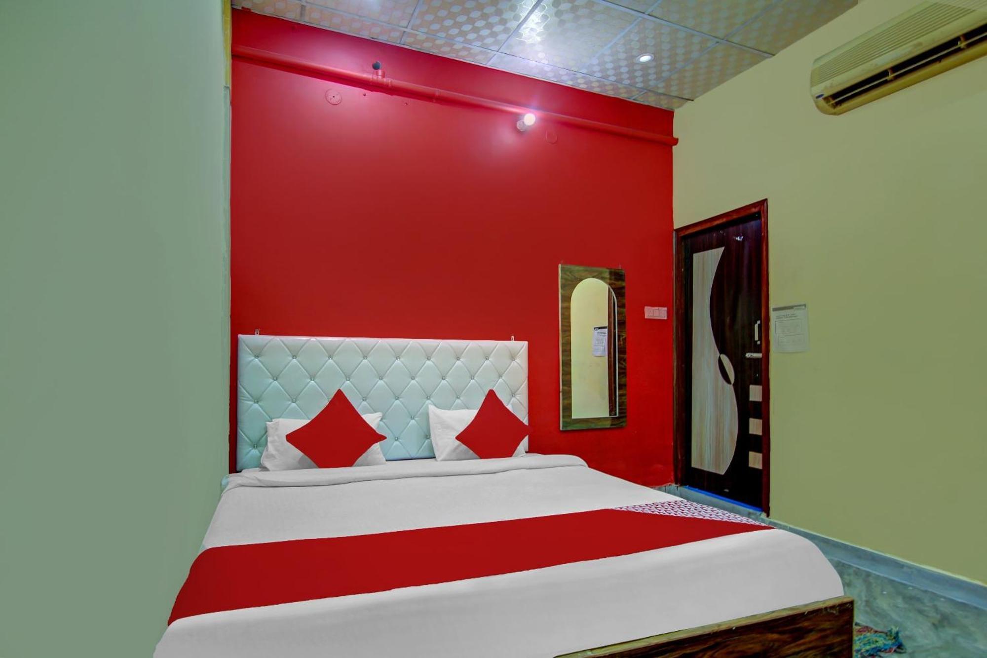OYO 77381 Hotel Gg Farms Meerut Buitenkant foto
