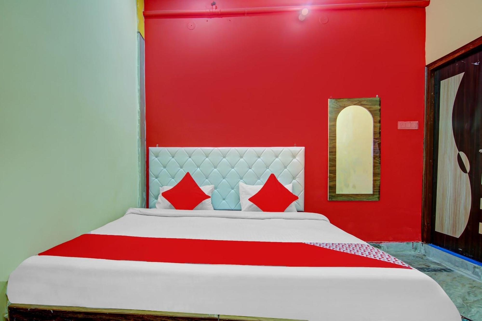 OYO 77381 Hotel Gg Farms Meerut Buitenkant foto