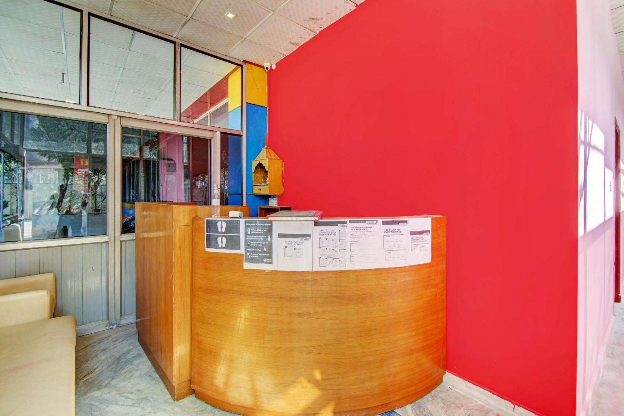 OYO 77381 Hotel Gg Farms Meerut Buitenkant foto