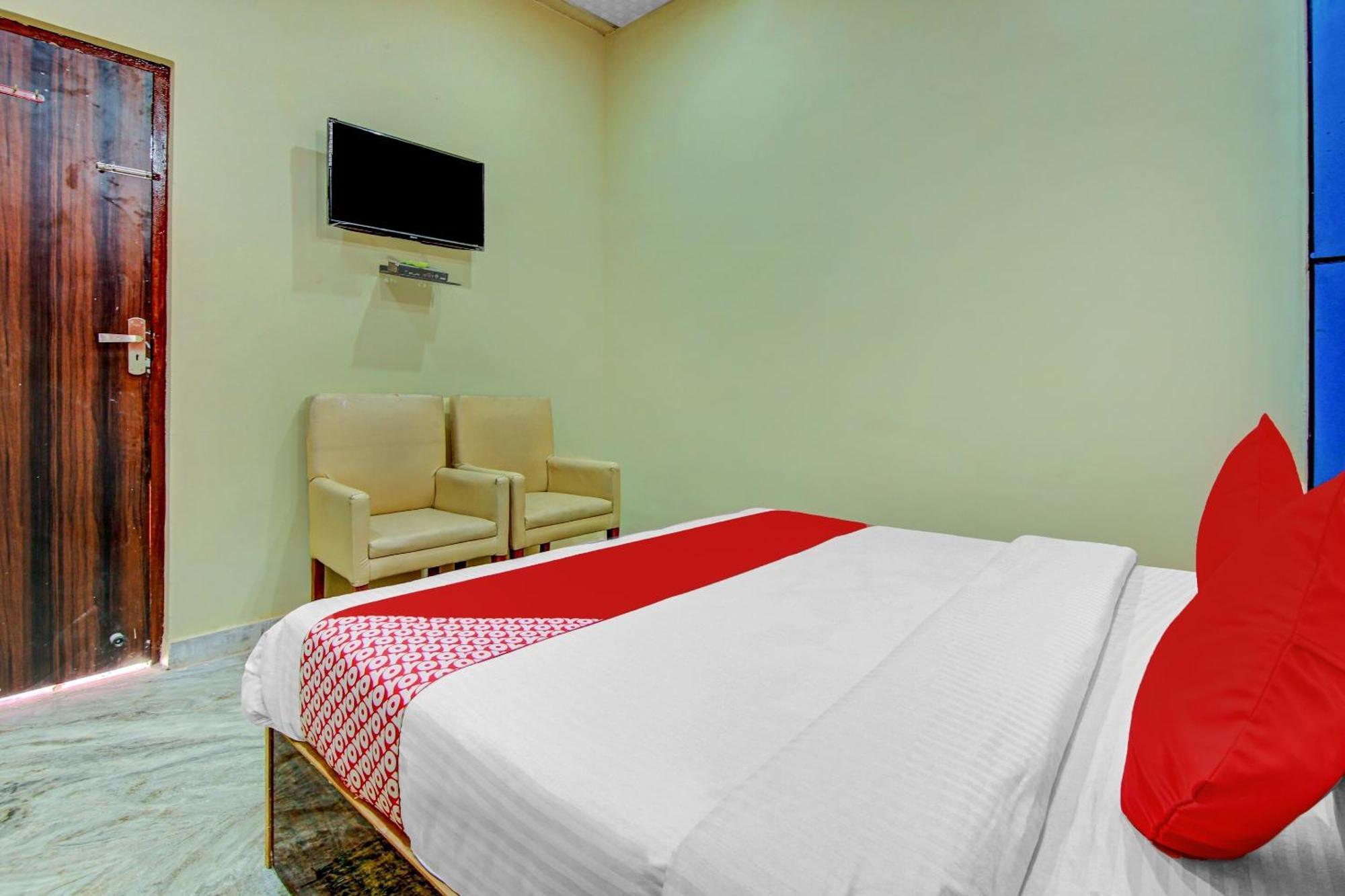 OYO 77381 Hotel Gg Farms Meerut Buitenkant foto