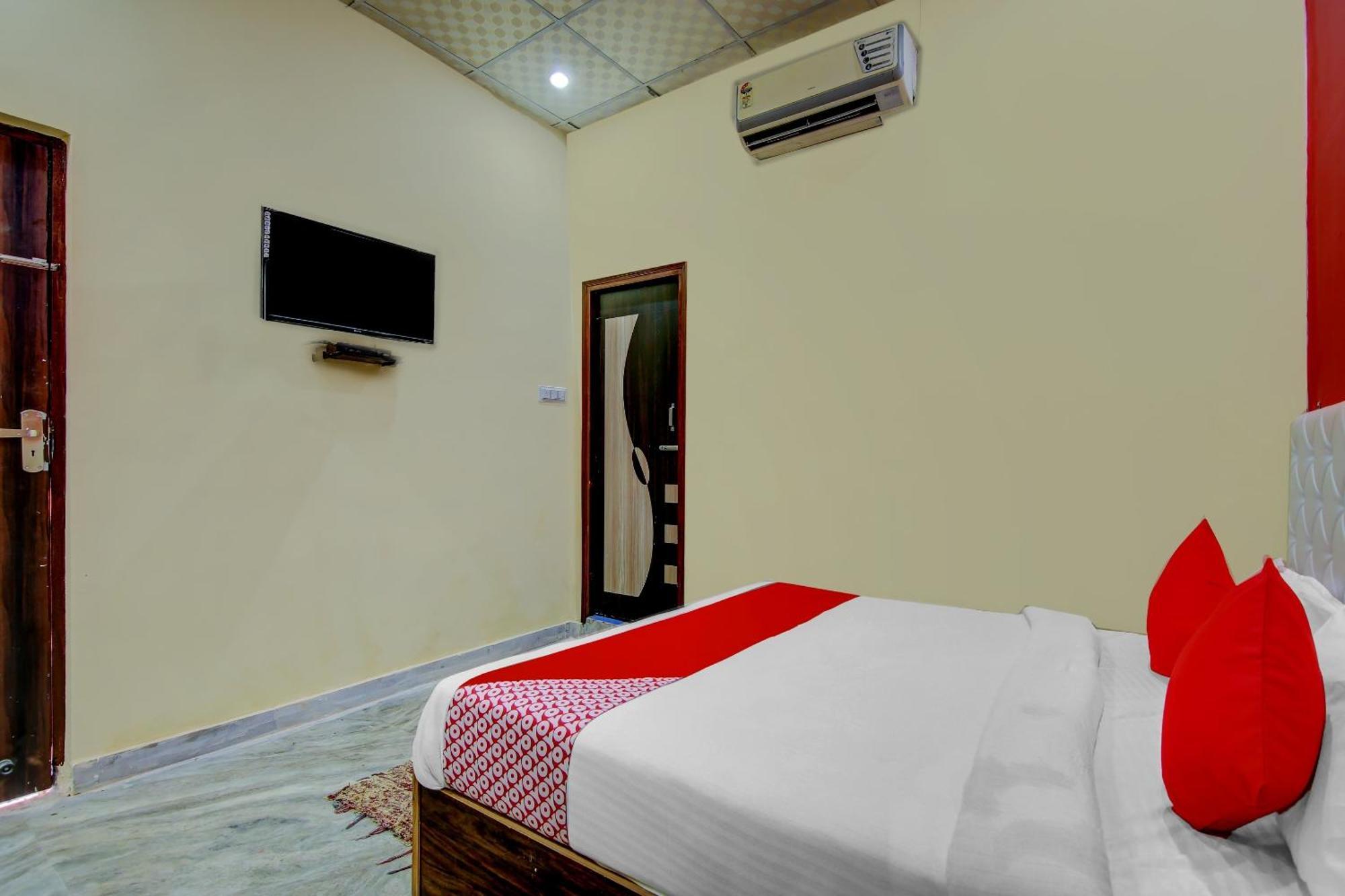 OYO 77381 Hotel Gg Farms Meerut Buitenkant foto